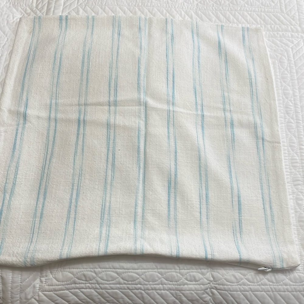 Nest..fabric blue, and cream pillowcase with zipper closure